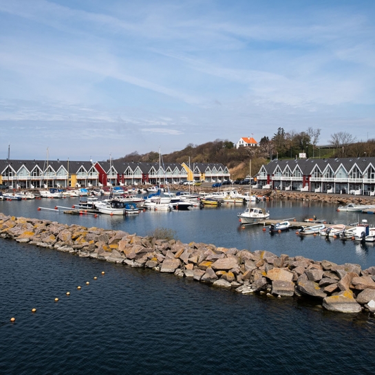 I Hasle på Bornholm finder du et dejligt havnemiljø